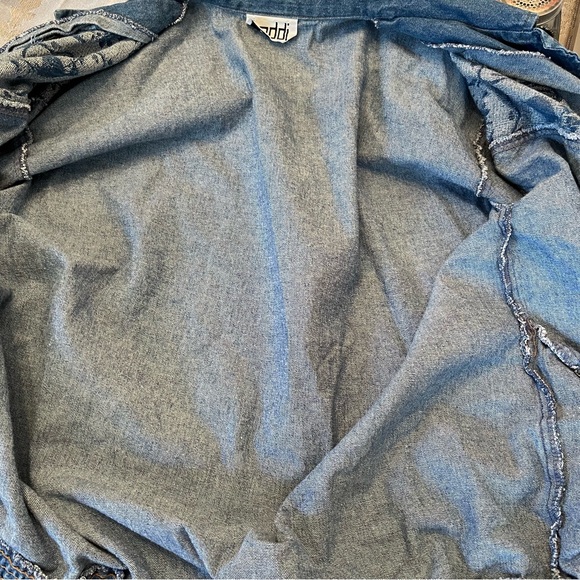 Vintage 90s Teddi Denim Jean Jacket w Embroidered Birds Elastic Size Large - Picture 9 of 10